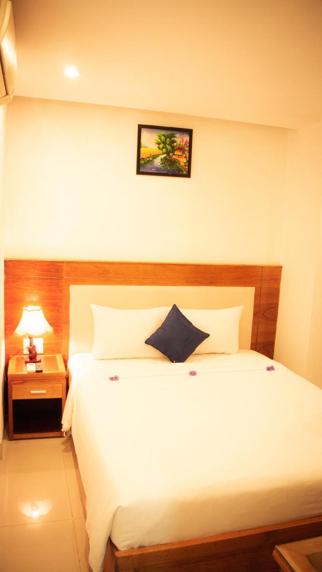Sea Castle Hotel Da Nang Exterior photo
